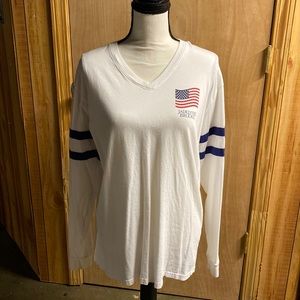 Jadelynn Brooke long sleeve tee size medium